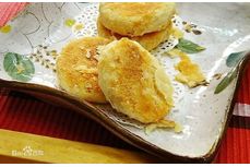 廈門(mén)餡餅歷史來(lái)源制作方法與規(guī)模化機(jī)器生產(chǎn)介紹