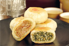 酥餅機(jī)多少錢(qián)一臺(tái)？酥餅機(jī)價(jià)格。