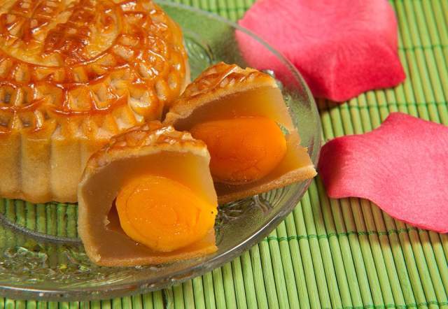 中秋節(jié)為什么要吃月餅,你知道月餅的起源嗎? 中秋節(jié)為什么要吃月餅,你知道月餅的起源嗎?