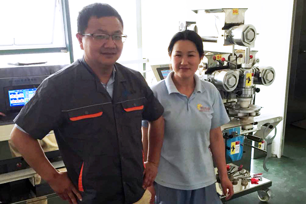 三色三味月餅生產(chǎn)線很適合我們這小面積廠家